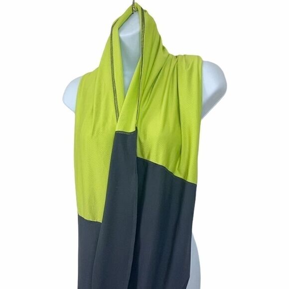 Fabletics Infinity Vinyasa Scarf Grey & Green O/S - Picture 6 of 9